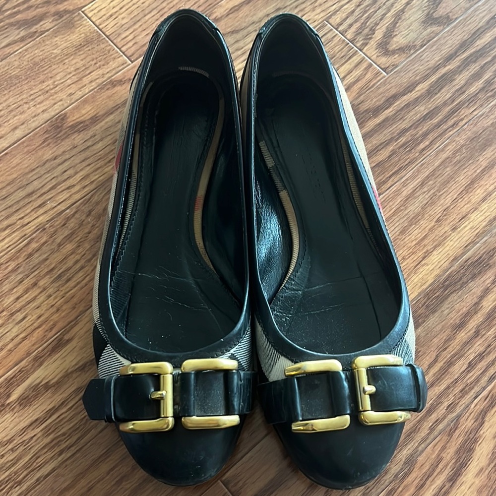 Burberry ballerina flats